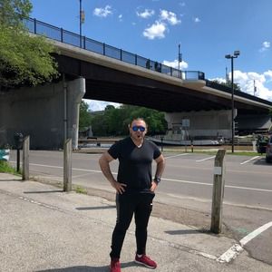 Meet your Posher, Fidel